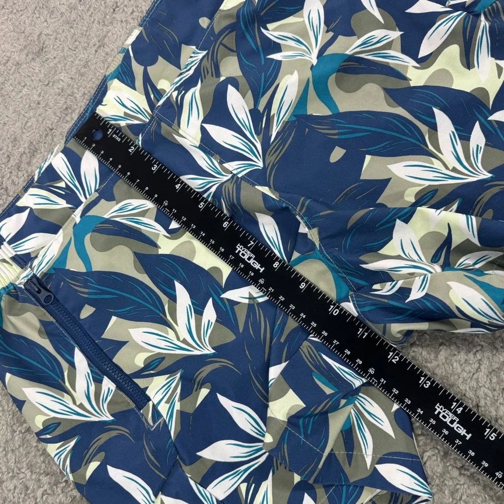 Columbia PFG Womens Tropical Floral Camo Fishing Shorts Navy Blue FL0116 Large